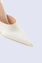 Lilia Sedef Mules 110