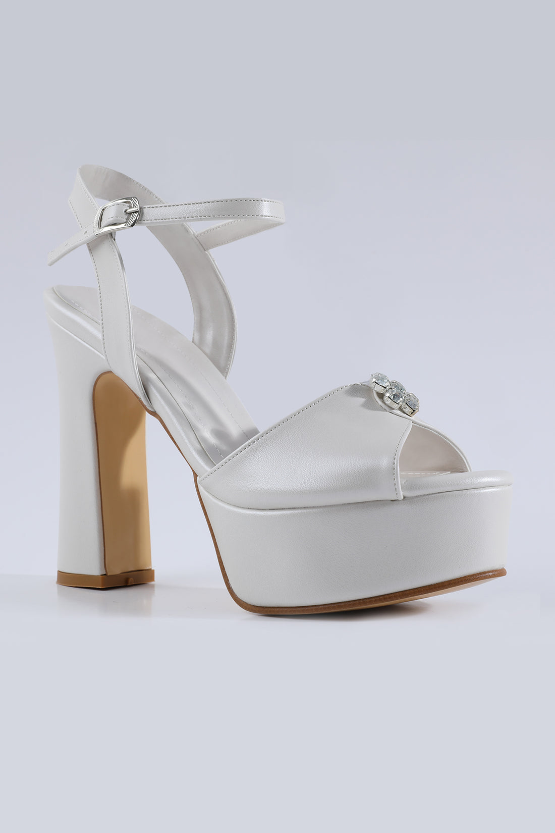 Perla Stone Embellished Platform White Heels