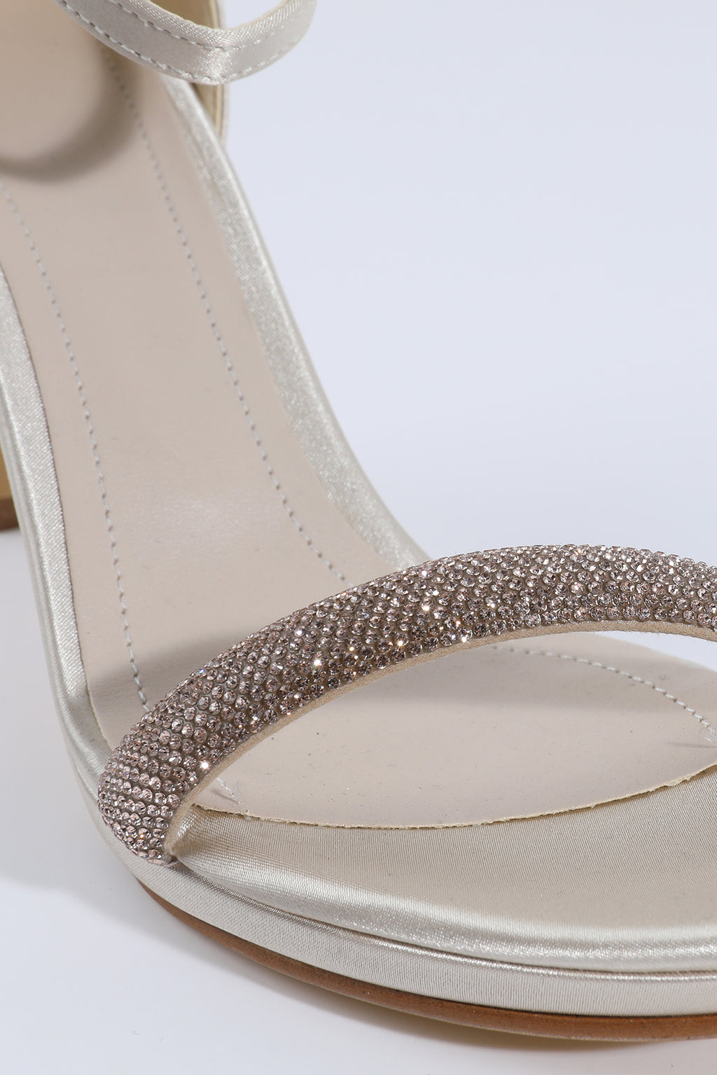 Zaria Altın Sandals 85