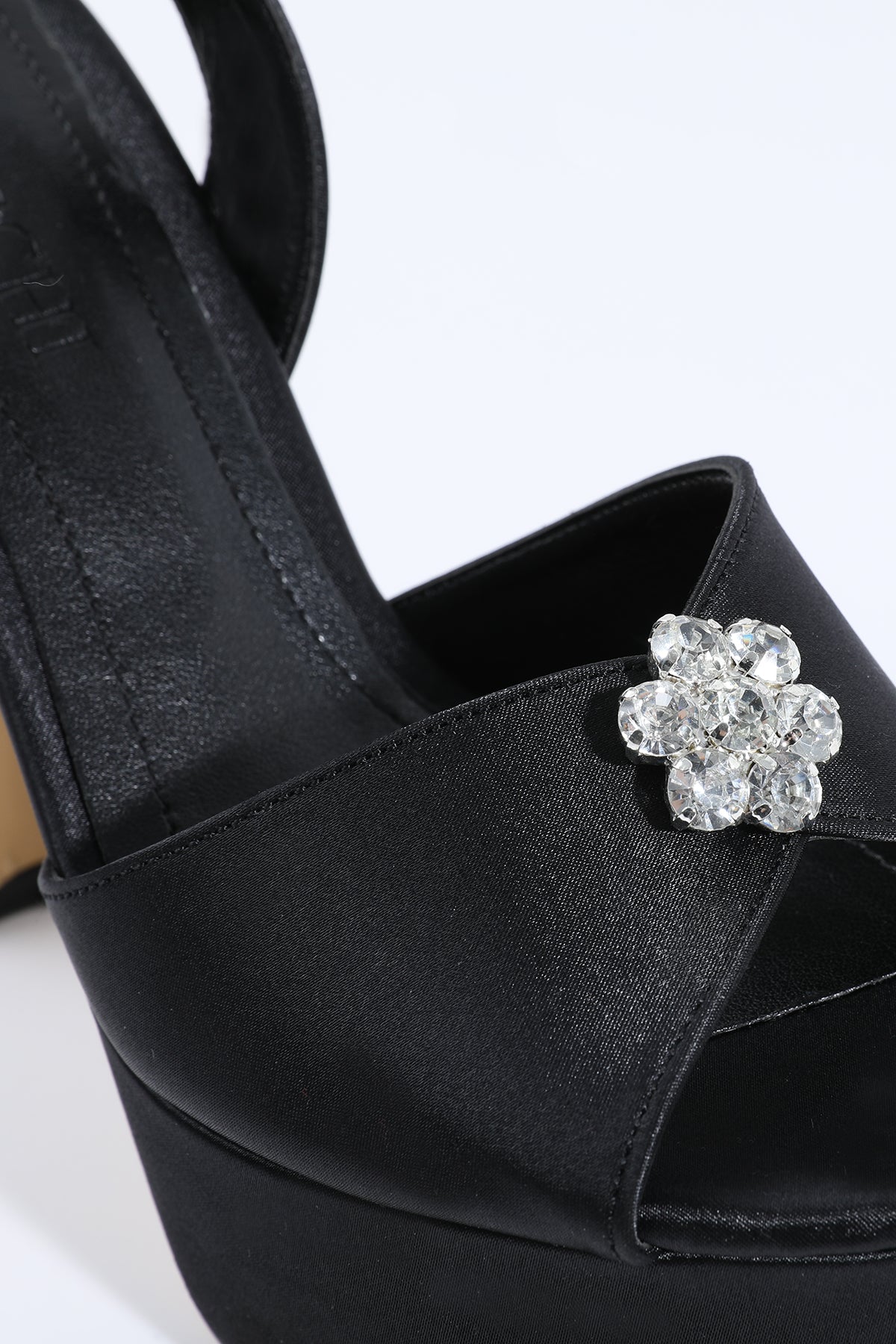 Perla Siyah Plateau 120