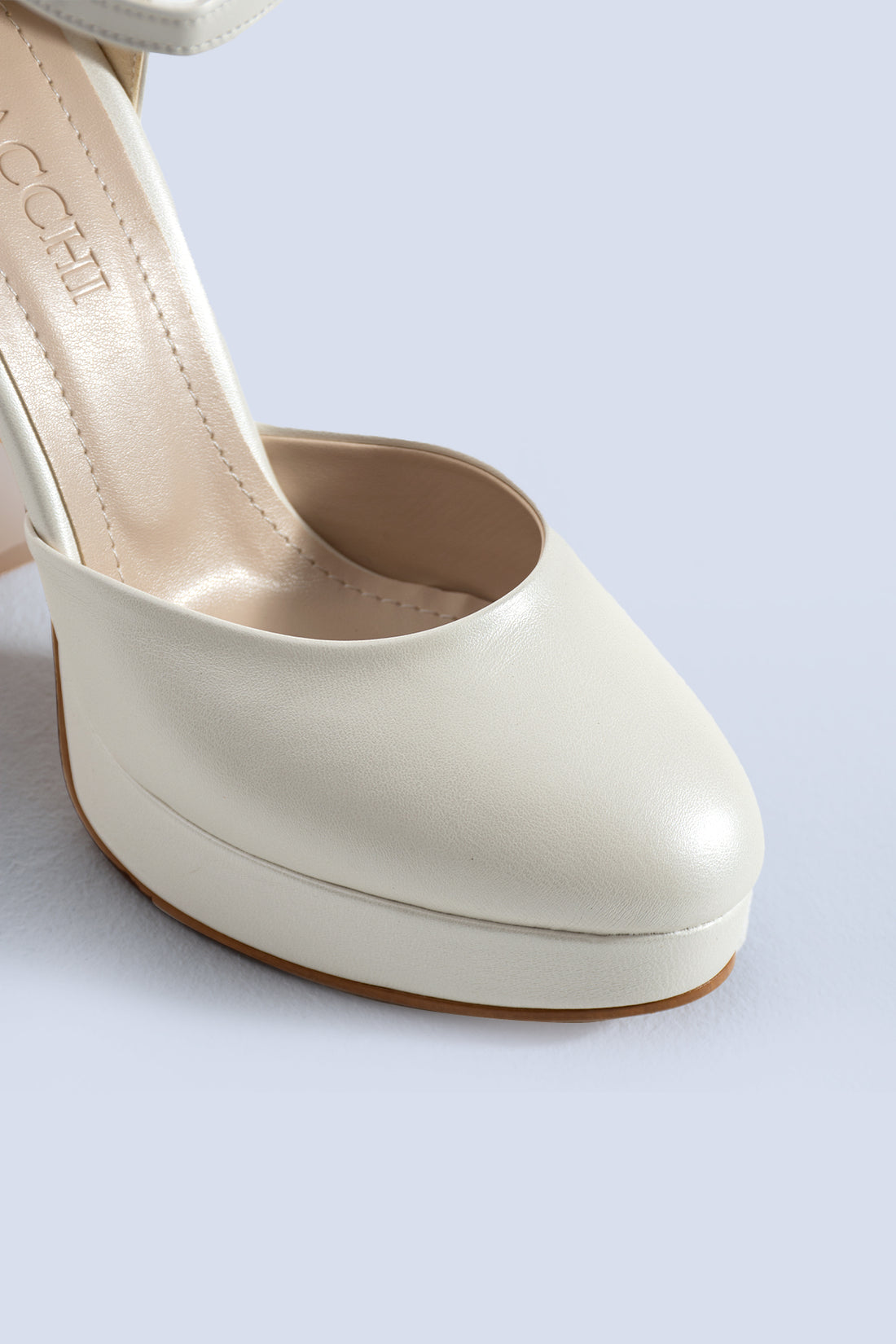 Lusso Plateau Pearl Pumps 120