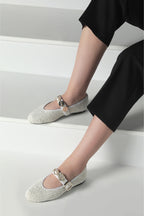 Vespera Pearl Flats