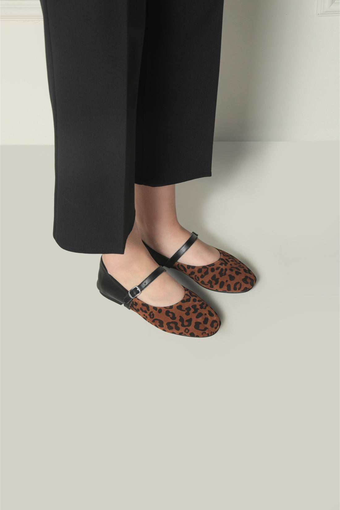 Savina Leopard Pattern Ankle Strap Black Ballet Flat