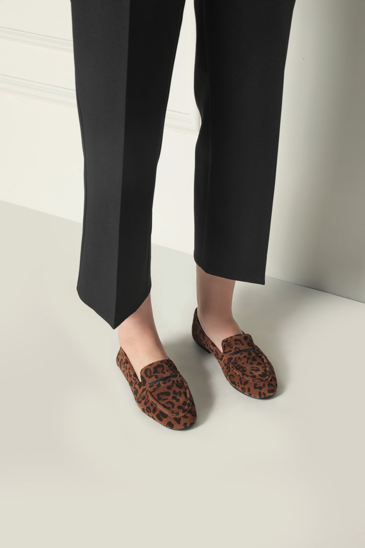 Feline Flats
