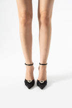 Amora Black Pumps 100