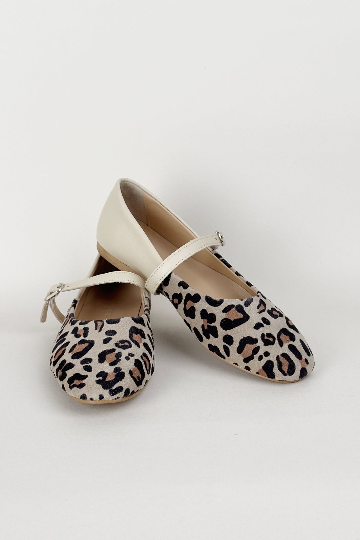 Savina Beige Flats