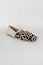 Savina Beige Flats