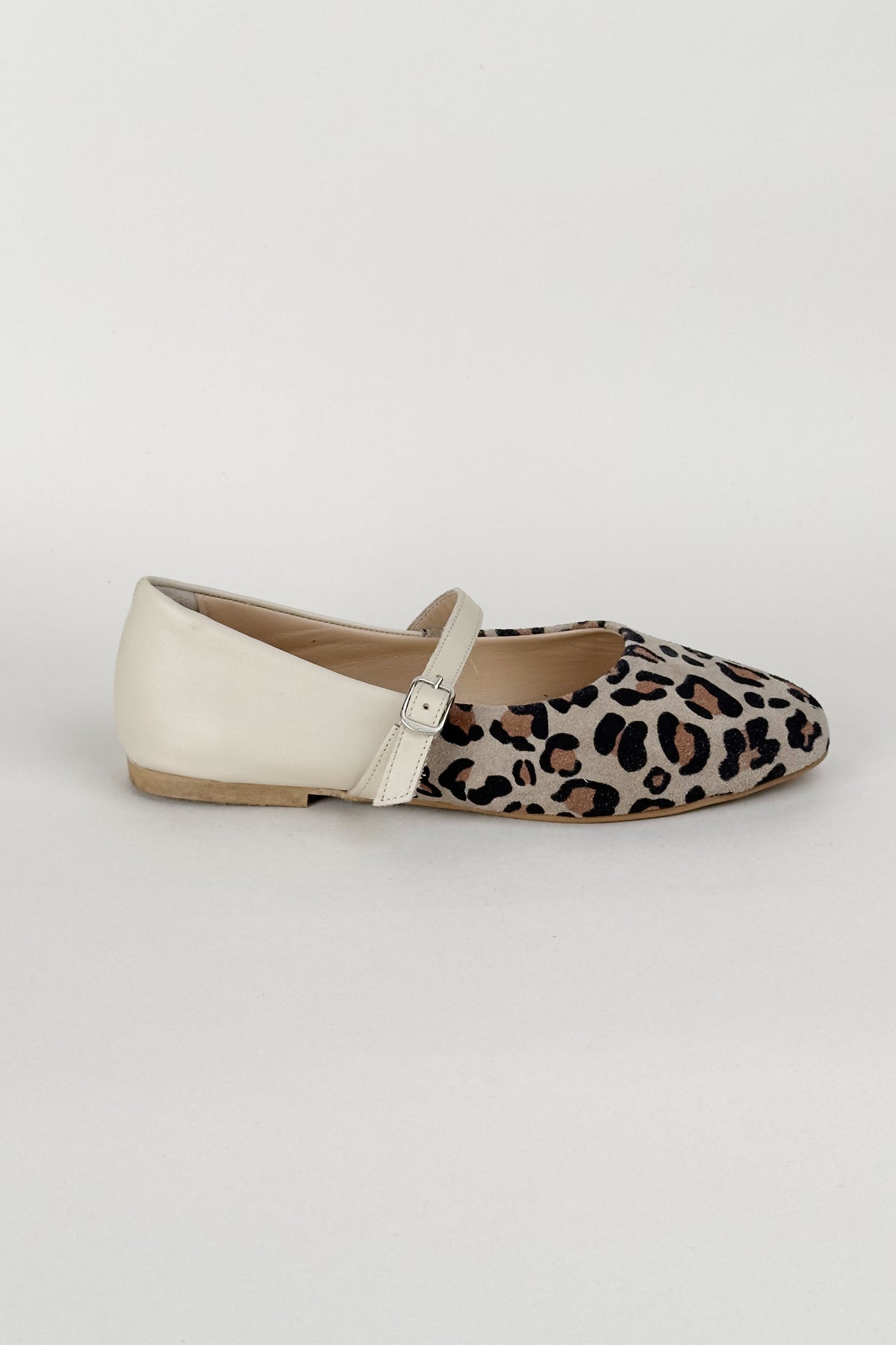 Savina Beige Flats