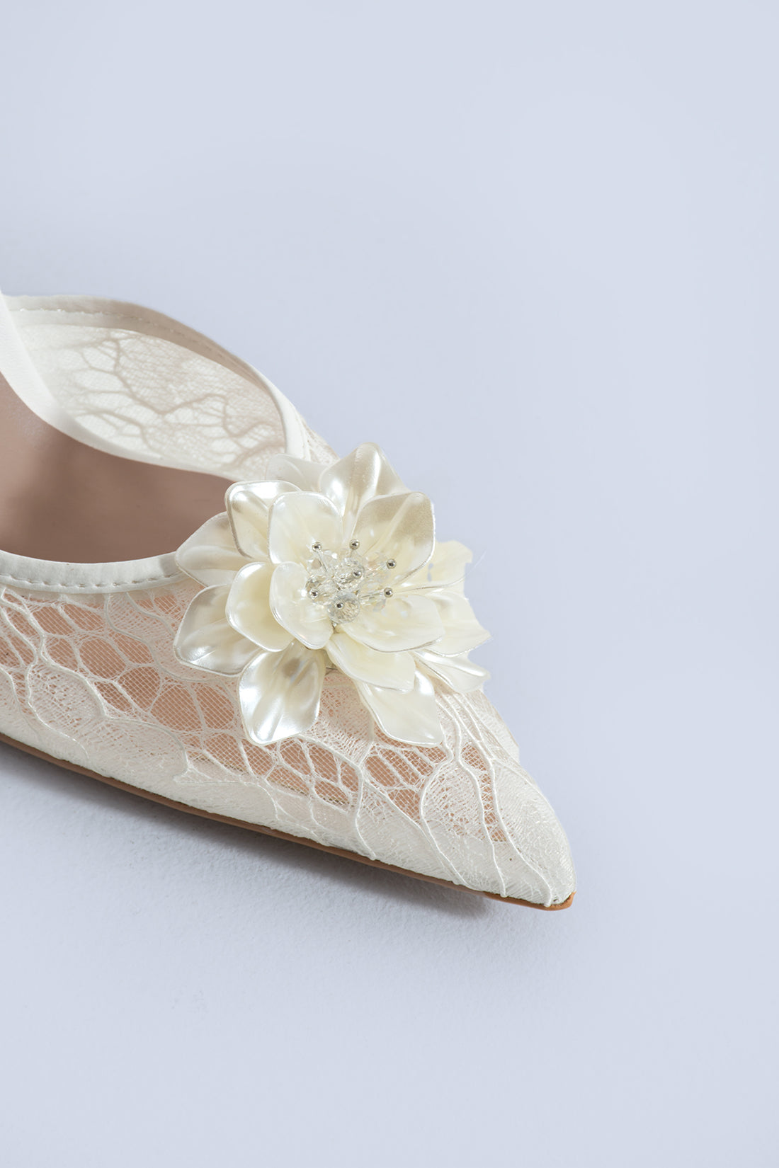 Fiorenza Lace Sling 90