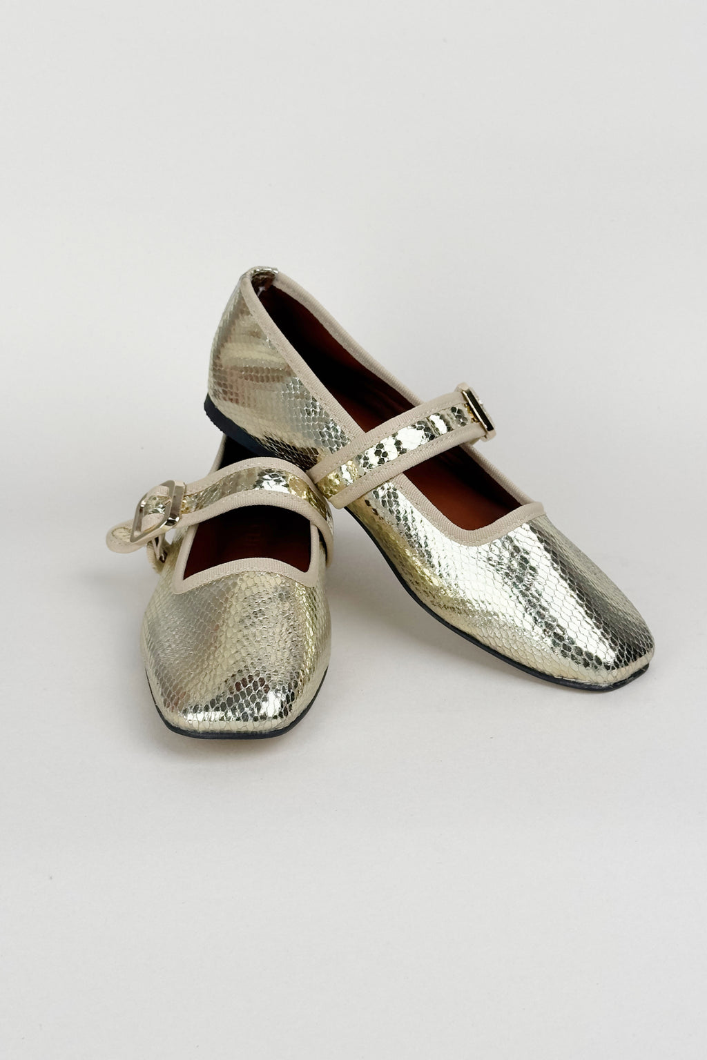 Elora Gold Flats