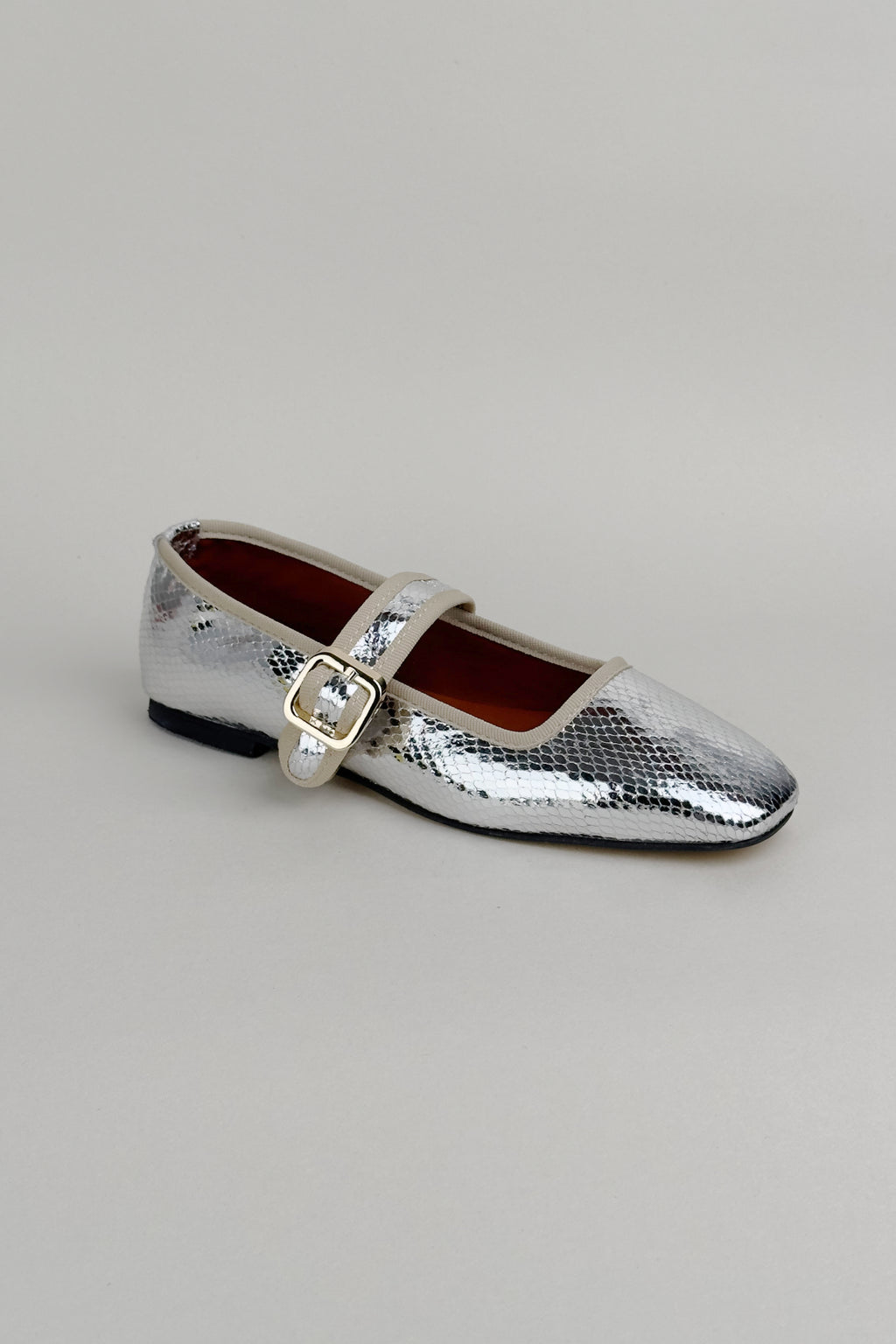  Elora Silver Flats