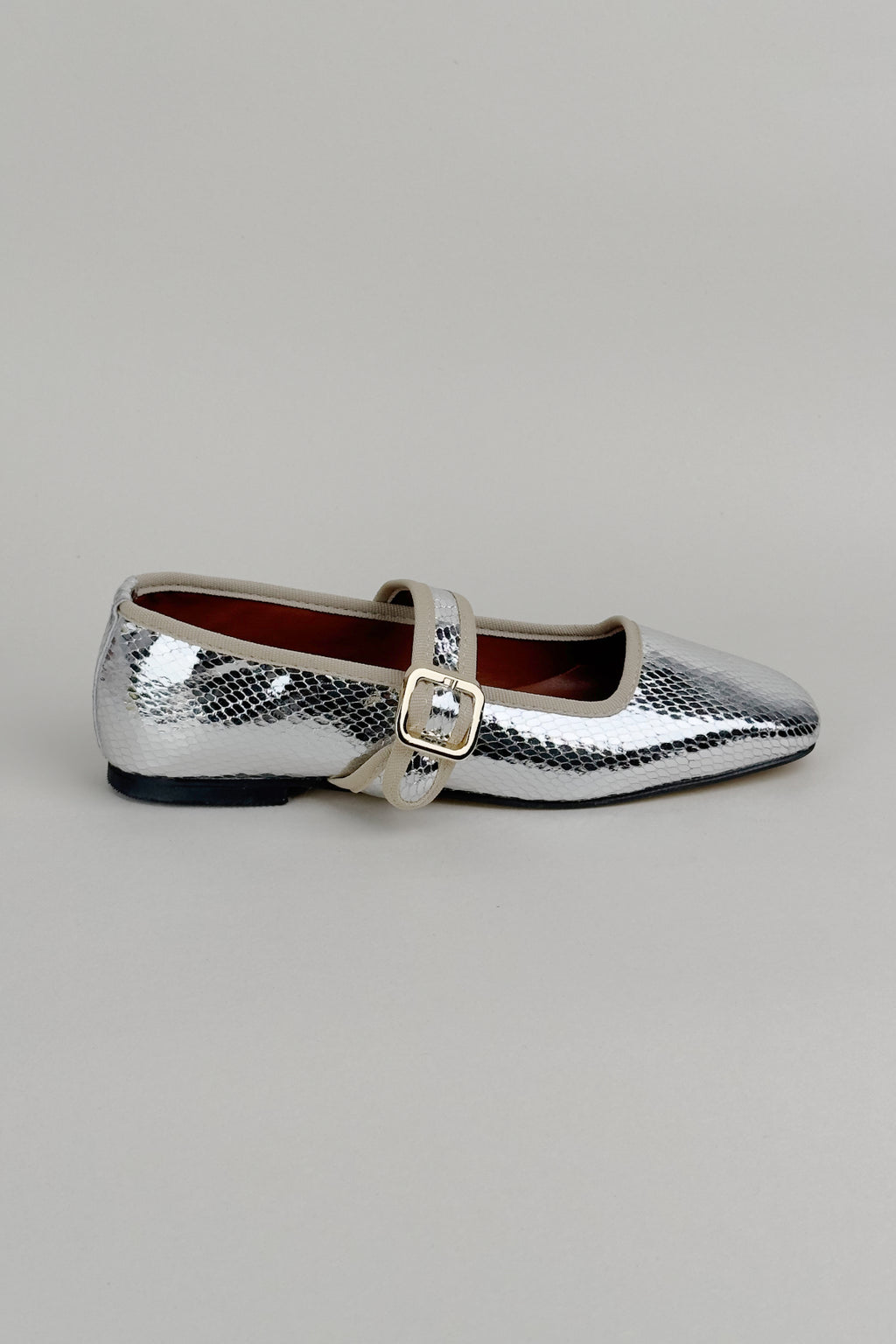  Elora Silver Flats