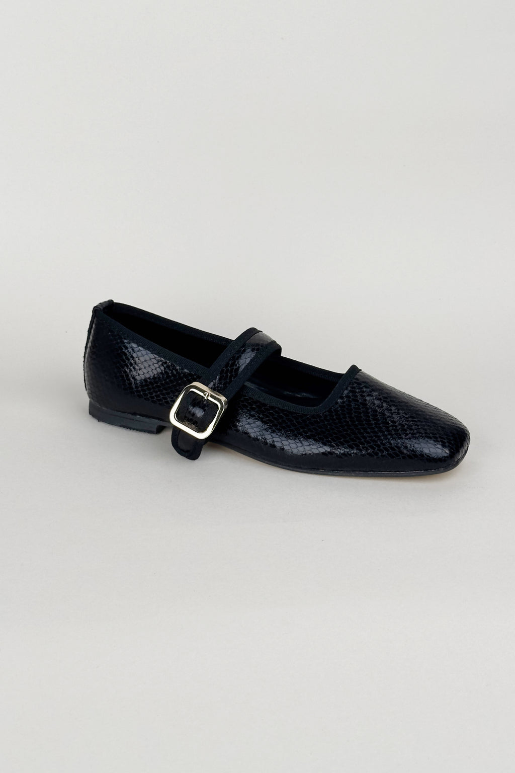Elora Black Flats