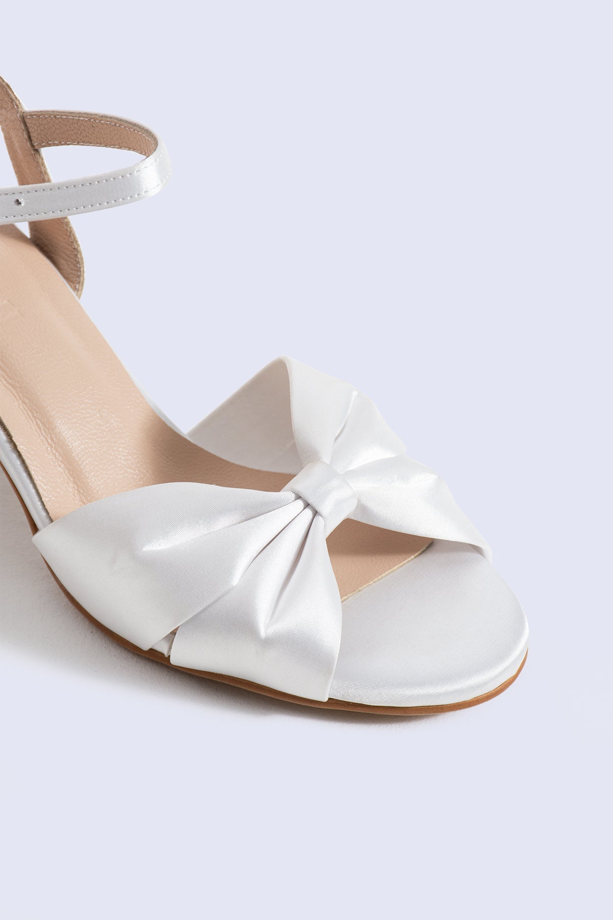 Lunessa Pearl Sandals 65
