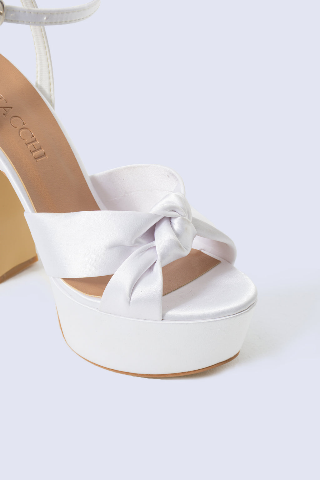 Nola Sedef Plateau 135