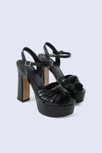 Nola Black Plateau 135