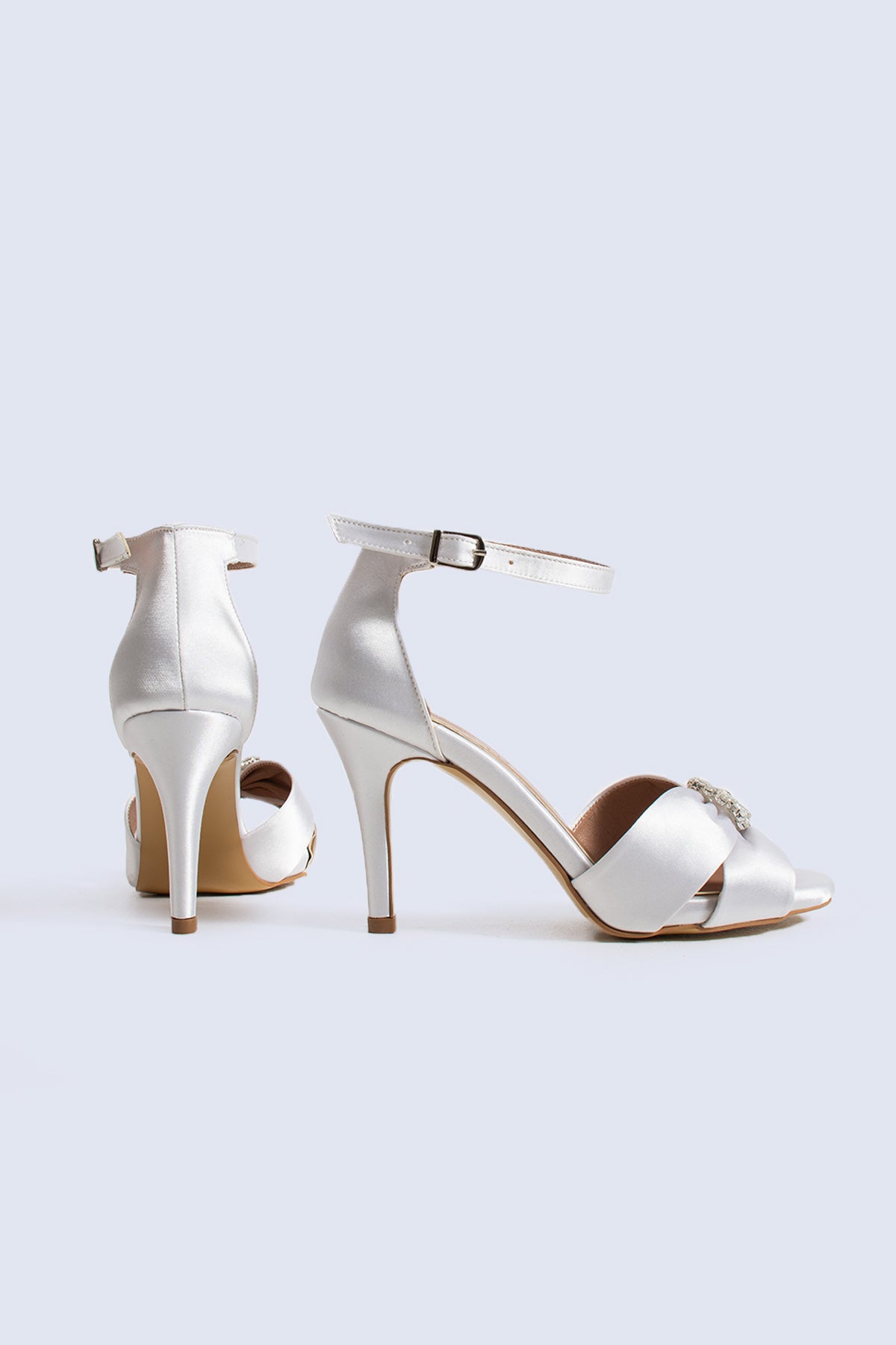 Solenne Pearl Sandals 90