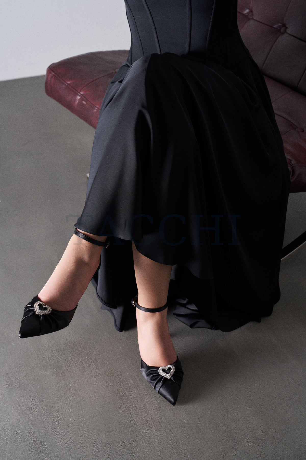 Amora Siyah Pumps 100