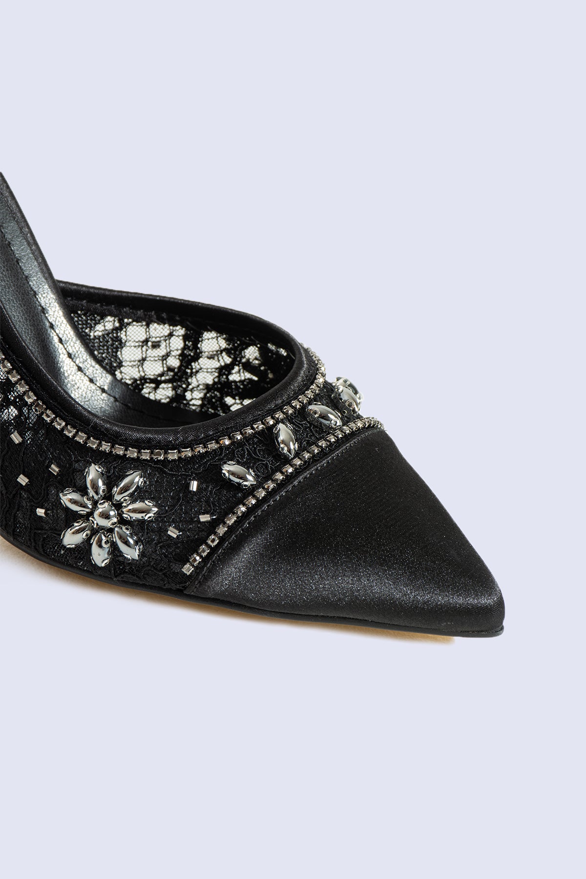 Titania Siyah Pumps 85